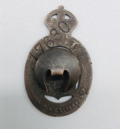 On War Service Badge 1915 Reverse