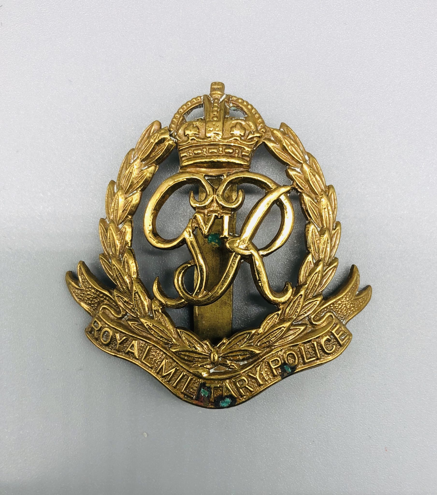 Royal Military Police Cap Badge I WW2 British Cap Badge & Militaria