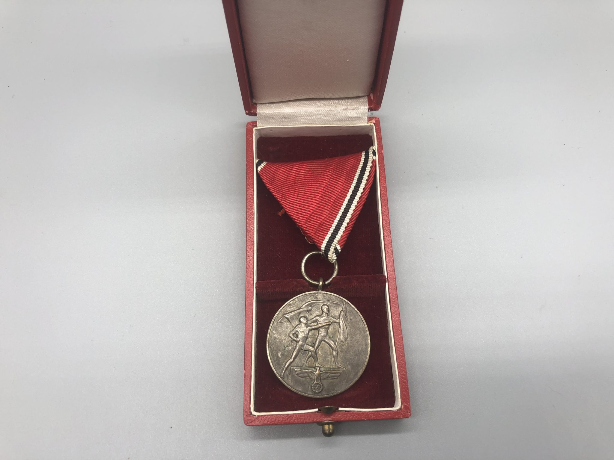 Anschluss Medal With Presentation Case I WW2 German Militaria