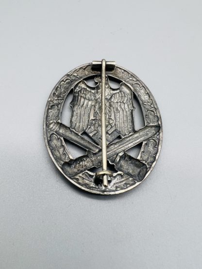 General Assault Badge, Reverse Hollow Version, Soldered Hinge