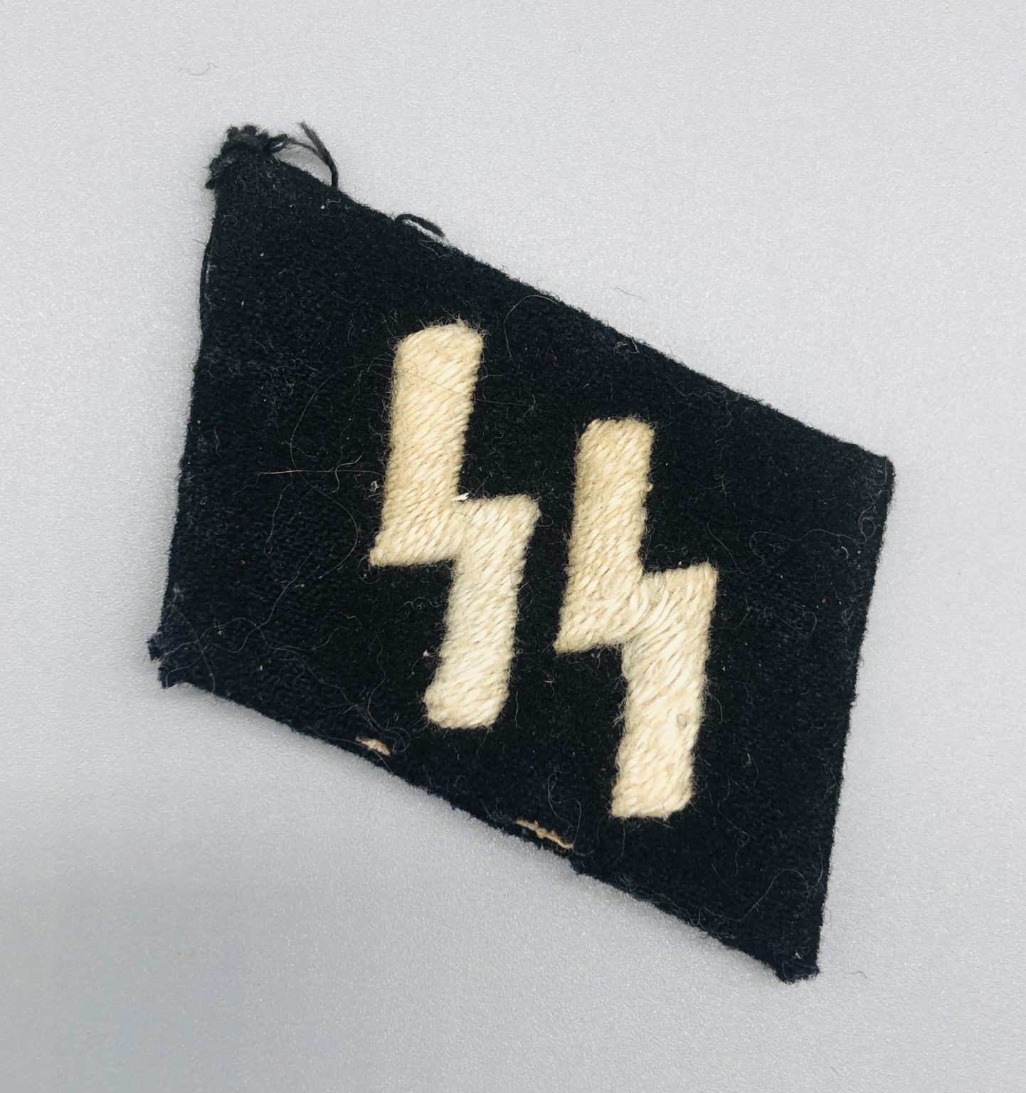 Waffen SS Collar Tab I WW2 German Militaria Collectibles & Insignia