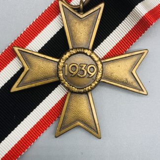 WAR MERIT CROSS 2ND CLASS MEDAL