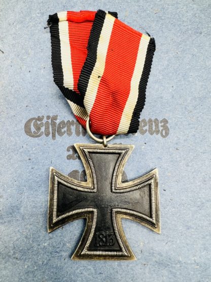 Iron Cross 1939 EK2 With Bag