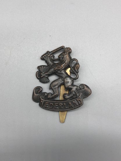 Free Netherlands Forces Officers Cap Badge