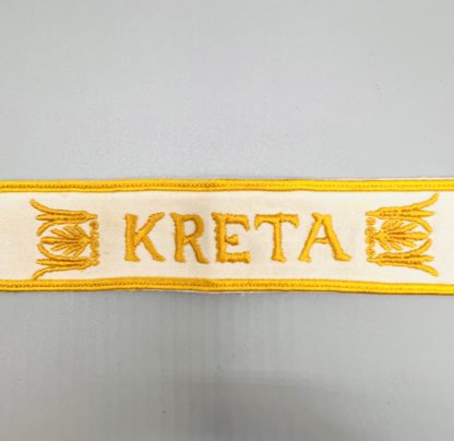 Kreta Cuff Title, constructed in white cotton