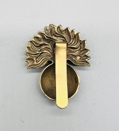 Grenadier Guards Brass Cap Badge, Reverse WW1 version with slider