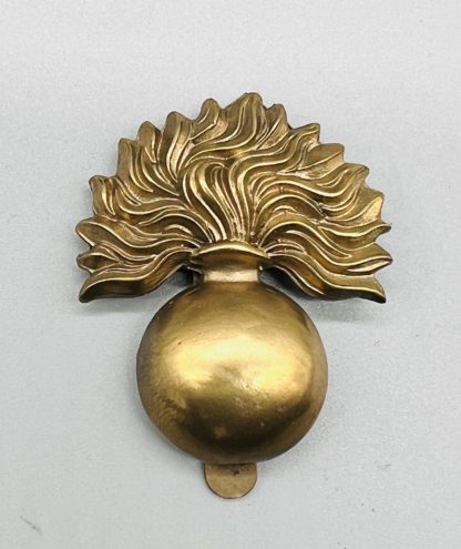 Grenadier Guards Brass Cap Badge, WW1 version with slider