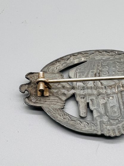 Panzer Assault Badge Silver, Reverse