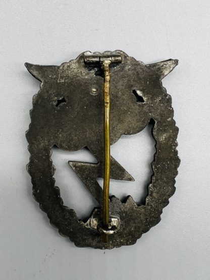Luftwaffe Ground Combat Badge, reverse, unmarked