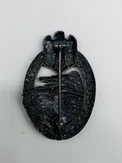 Panzer Assault Badge Bronze, reverse image attributed to Deumer