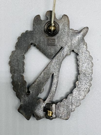 Infantry Assault Badge Bronze, reverse image with vertical catch and ball hinge, and JFS makers mark