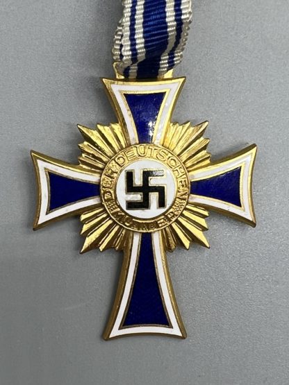 German Mother's Cross In Gold