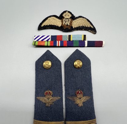 RAF Flying Officers Insignia & Medal Bars