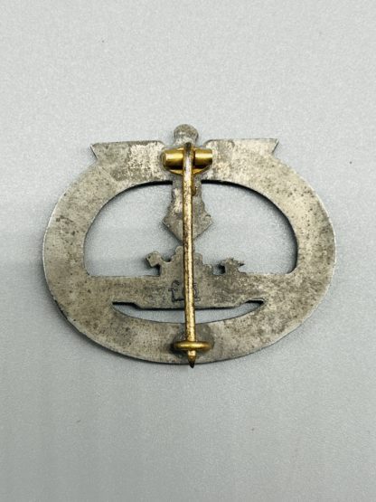 Kriegsmarine U-boat Badge By Friedrich Orth, reverse image