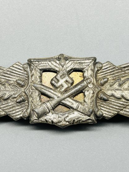 Close Combat Clasp Silver by Friedrich Linden