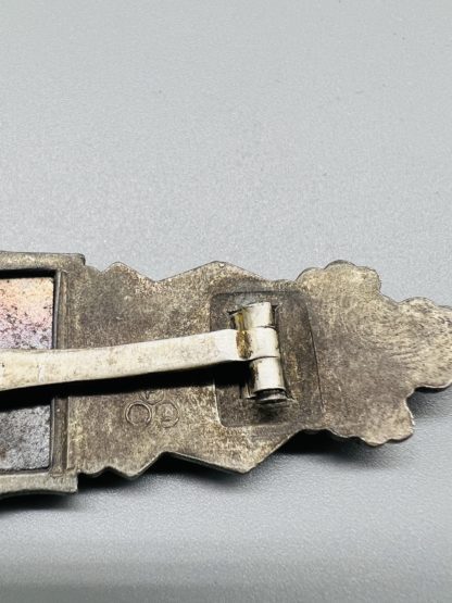 Close Combat Clasp Silver by Friedrich Linden, block hinge