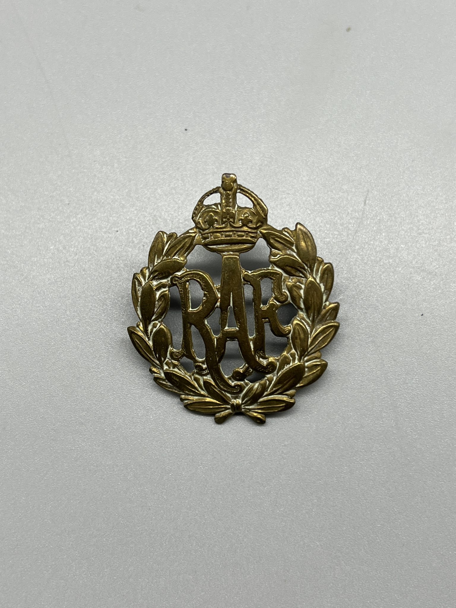 Royal Air Force Cap Badge I WW2 British Air Force Militaria