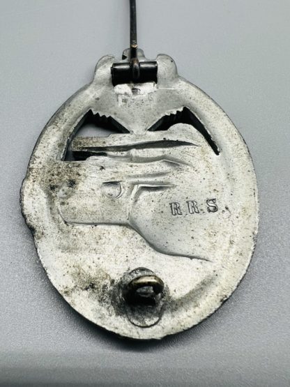 Panzer Assault Badge Silver reverse image with makers mark R.S.S. for Rudolf Richter & Sohn