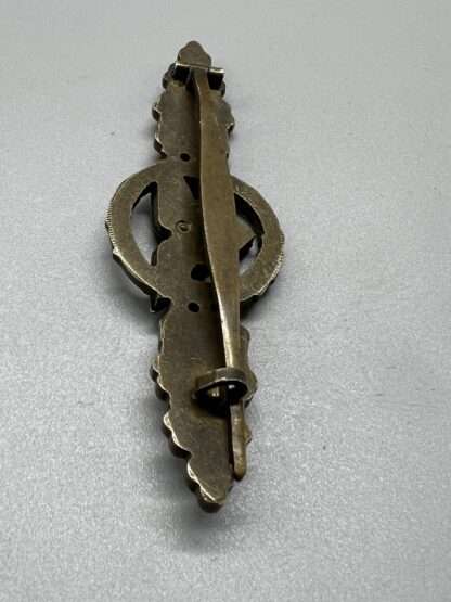 German Luftwaffe Transport And Glider Squadron Clasp, reverse image with tapered pin.