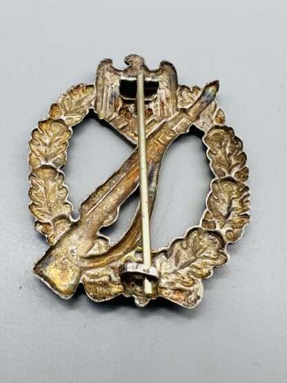 Infantry Assault Badge Silver Hollow Back By Mayer, reverse imag with catch and hinge.