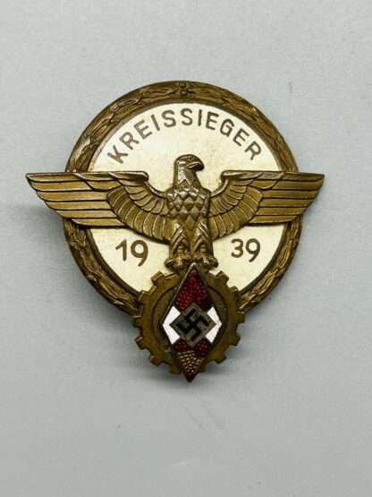 HJ Kreissieger Badge 1939 In Bronze.