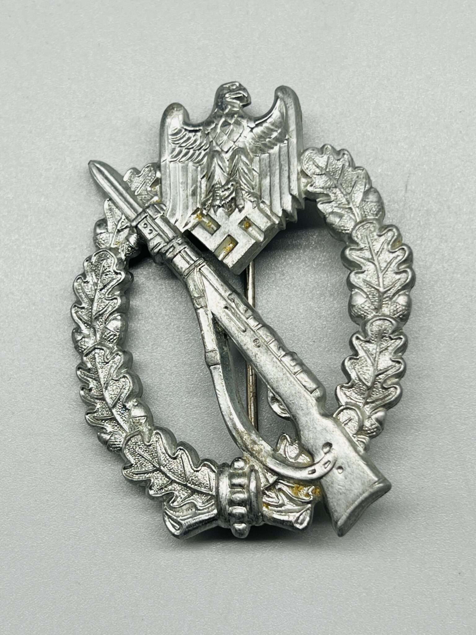 WW2 German Infantry Assault Badge Silver Pillow Crimp Variant