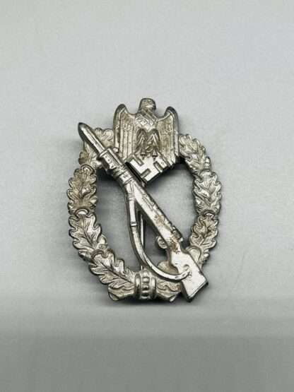 A WW2 German Infantry Assault Badge Silver By Gottlieb & Wagner.