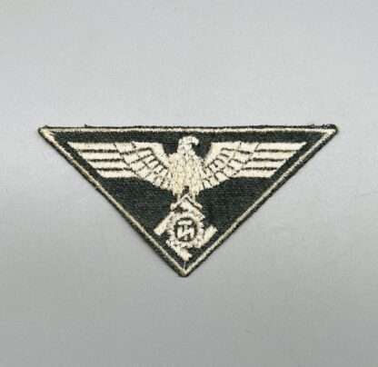 A TeNo Sleeve Badge 3rd Pattern, reverse image.