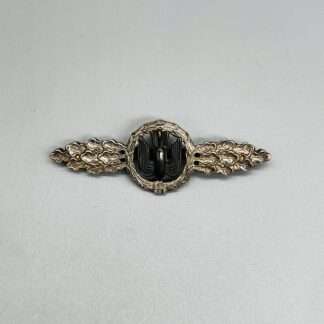 A Luftwaffe Bombers Clasp Siver in mint condition.