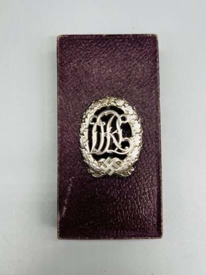 A WW2 German DRL Sports Badge Silver, with presentation case.