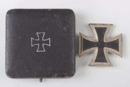 A Iron Cross EK1 By Rudolf Souval with presentation case.