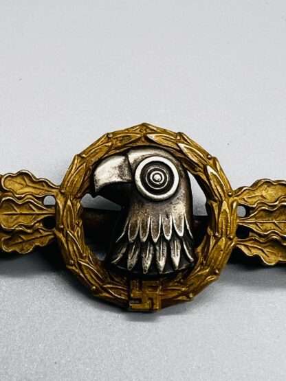 A WW2 Luftwaffe Reconnaissance Clasp bronze, constructed in tombac unmarked but attributed to C.E. Juncker, Berlin.
