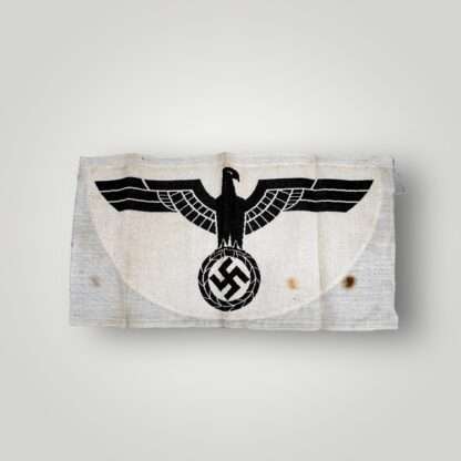 A WW2 German Army sports vest insignia, BeVo construction.