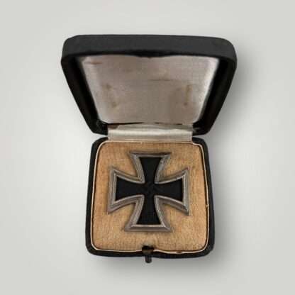 An original Iron Cross EK1 by Deschler & Sohn with presentation box.