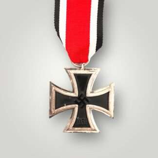 An original Iron Cross 1939 EK2 By Alois Rettenmaie '16' with ribbon.
