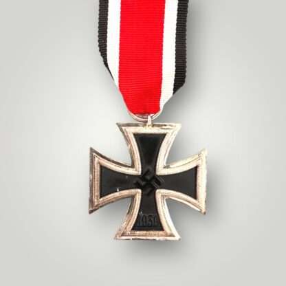 An original Iron Cross 1939 EK2 By Alois Rettenmaie '16' with ribbon.