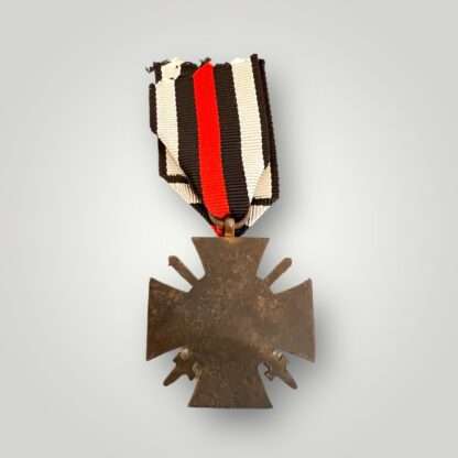 Reverse image of a WW1 German Honour Cross 1914 - 1918 by O & B.