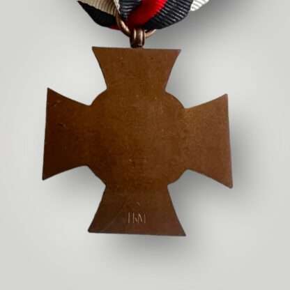 Reverse image of Honour Cross without wwords 1914 - 1918 Marked HKN.
