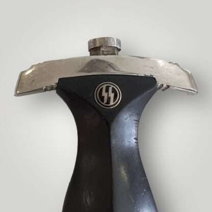 A nice SS Dagger by Puma-Werk Lauterjung & Sohn, with nice wooden handle and nickle, and enamel ss runes.