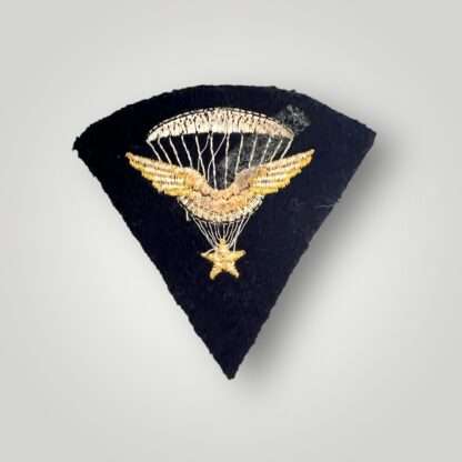 Reverse image of a Free French WW2 SAS paratrooper wings, machine embroidered.