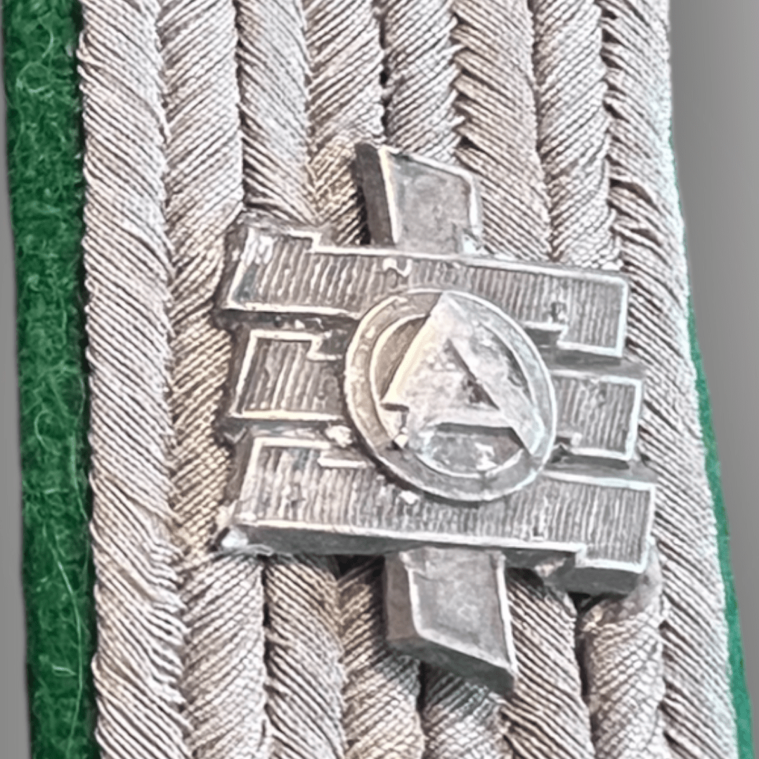 Panzer-Grenadier-Division Feldherrnhalle Shoulder Boards For