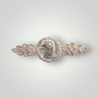 A mid to late war WW2 German Luftwaffe Reconnaissance clasp bronze by M. Kunstoff, constructed in zinc