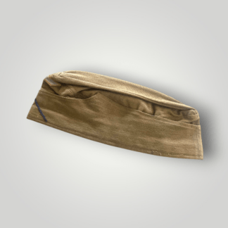 A rare Heer Africakorp EM/NCO’S Medical tropical overseas cap, constructed olive/khaki, cotton with fold down sides. The side cap comes complete with machine sewn BeVo cockade, hand-applied cap eagle and blue medical soutache.